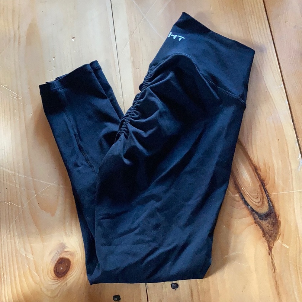 ECHT 7/8 Scrunch Bum Leggings